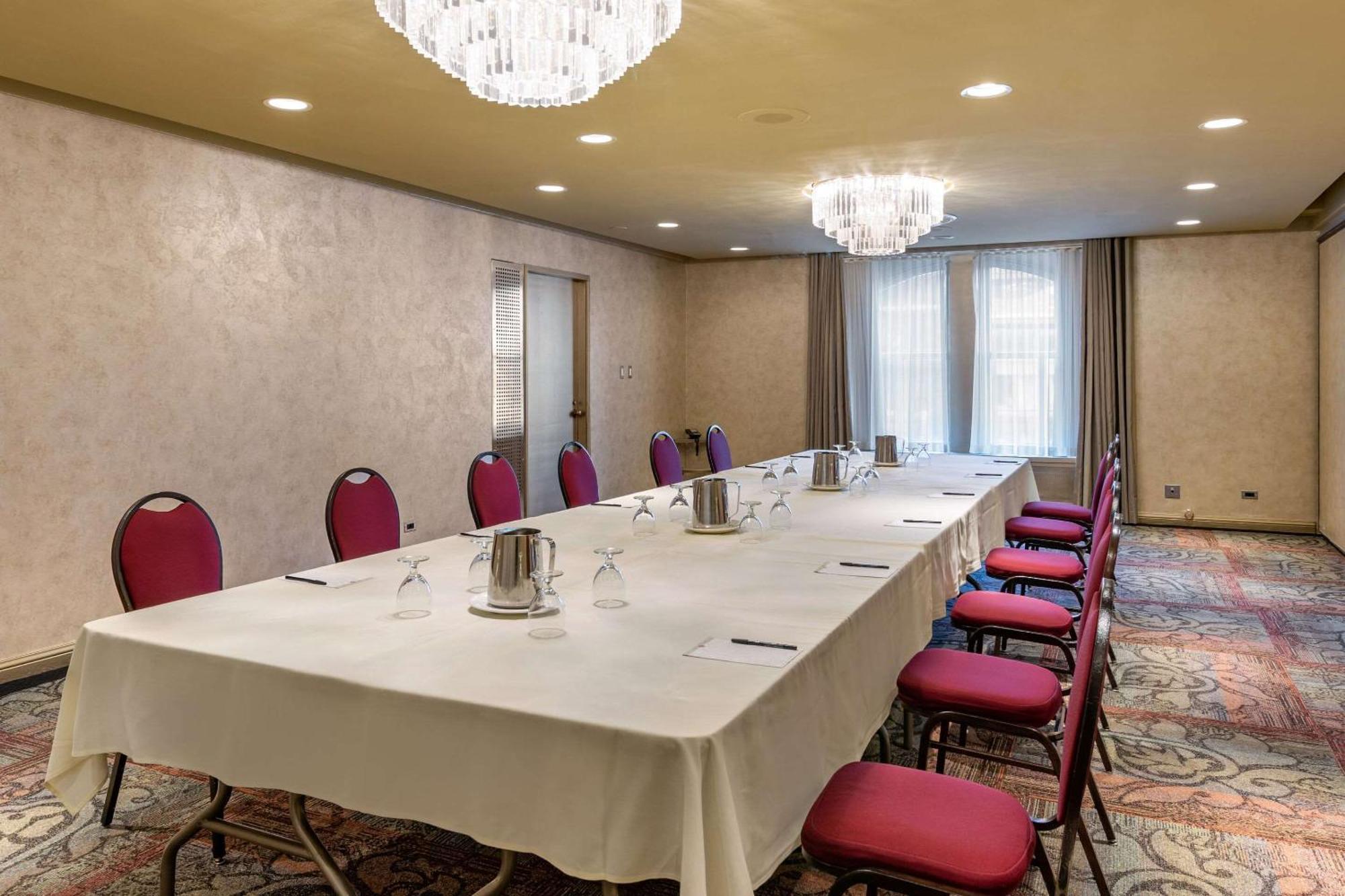 The Garry And Conference Centre, Ascend Collection Hotel Winnipeg